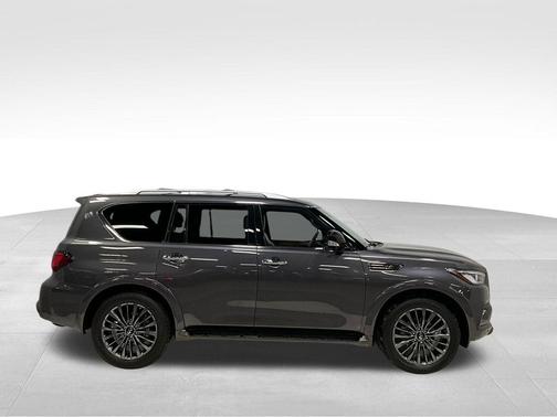 2024 INFINITI QX80 SENSORY AWD