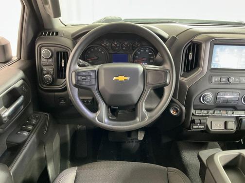 2024 Chevrolet Silverado 2500 Custom