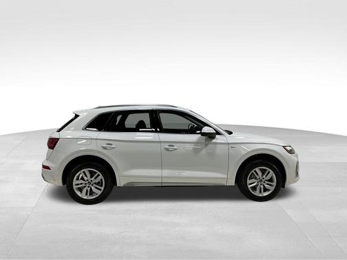 2023 Audi Q5 45 S line Premium