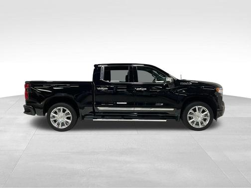 Black 2023 Chevrolet Silverado 1500 High Country