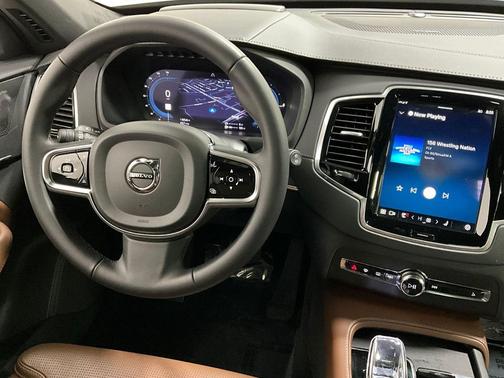 2024 Volvo XC90 Recharge Plug-In Hybrid T8 Ultimate Bright Theme 7-Seater