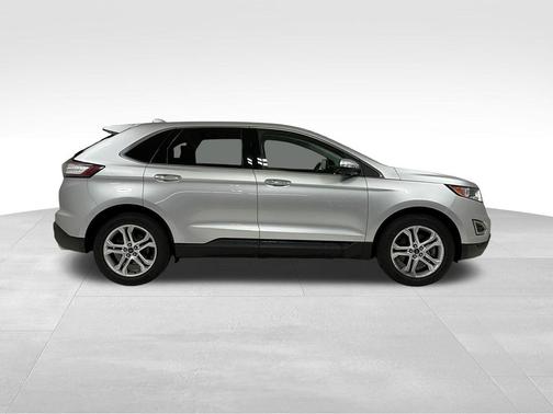 Ingot Silver Metallic 2018 Ford Edge Titanium