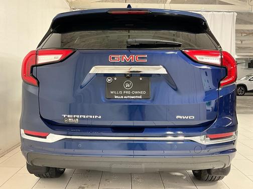 2023 GMC Terrain Denali