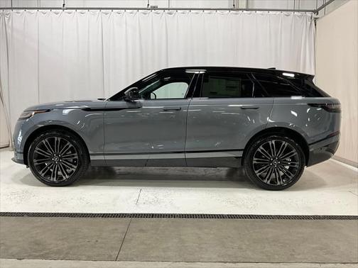 2026 Land Rover Range Rover Velar P250 SE R-Dynamic