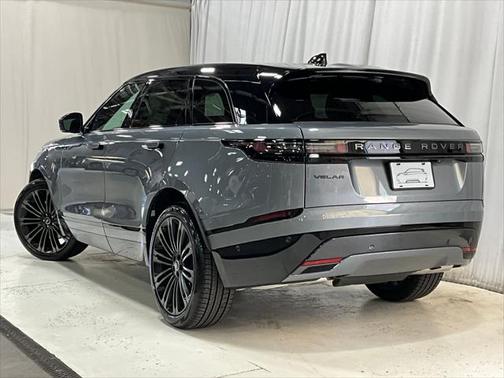 2026 Land Rover Range Rover Velar P250 SE R-Dynamic