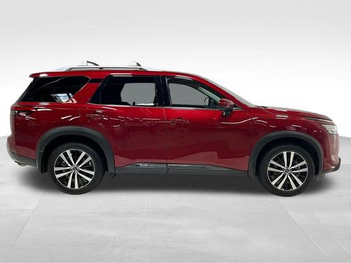 Scarlet Ember Tintcoat 2023 Nissan Pathfinder Platinum 4WD