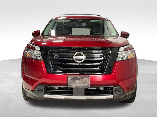 Scarlet Ember Tintcoat 2023 Nissan Pathfinder Platinum 4WD