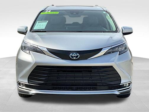 2024 Toyota Sienna XLE 7 Passenger