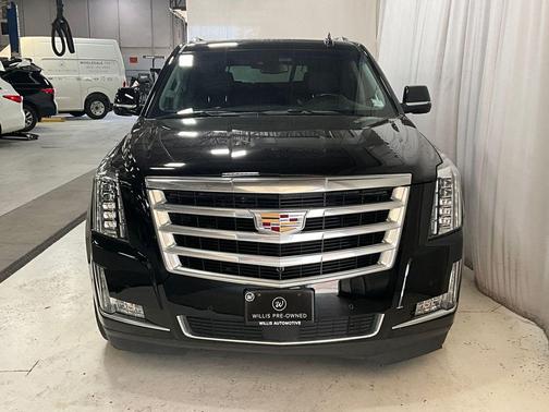 2018 Cadillac Escalade ESV Premium Luxury