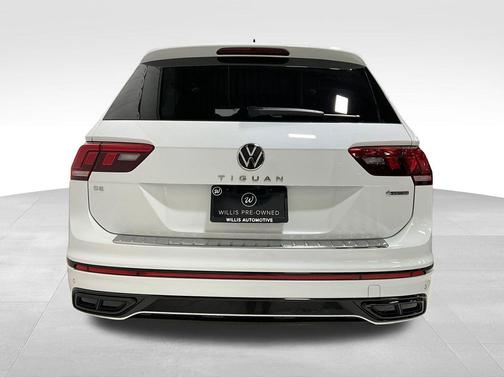 2022 Volkswagen Tiguan 2.0T SE R-Line Black 4MOTION