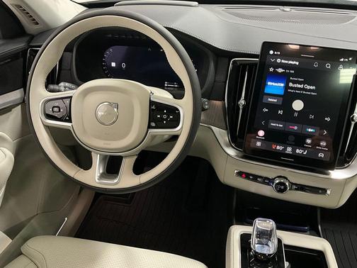 2026 Volvo XC90 Plug-In Hybrid Ultra, T8 AWD, Electric/Gasoline, Bright, 7 Seats