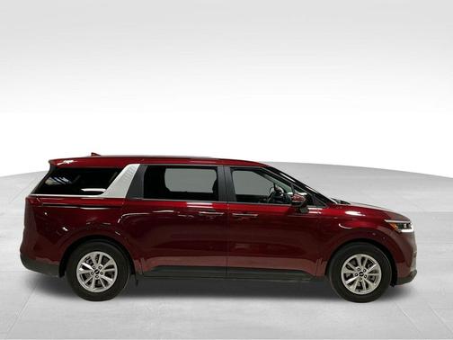 Flare Red 2024 Kia Carnival LX