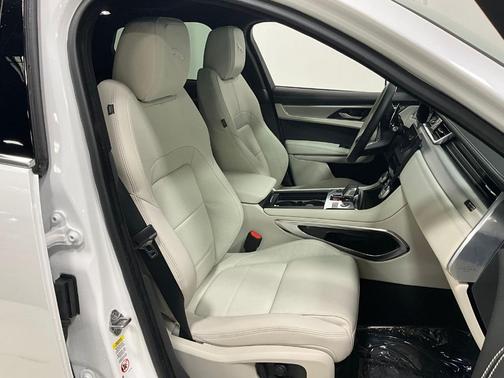 2024 Jaguar F-PACE P400 R-Dynamic S