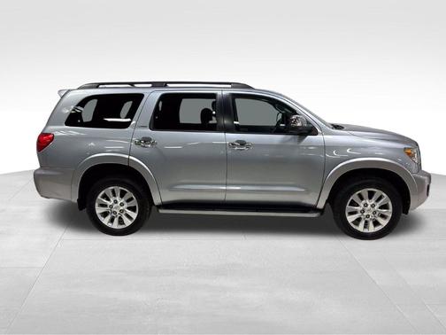 Silver Sky Metallic 2014 Toyota Sequoia Platinum