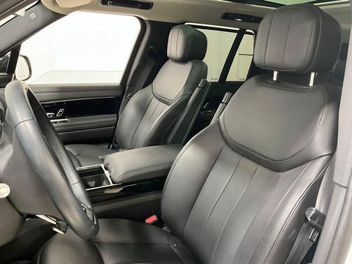 2022 Land Rover Range Rover P400 SE
