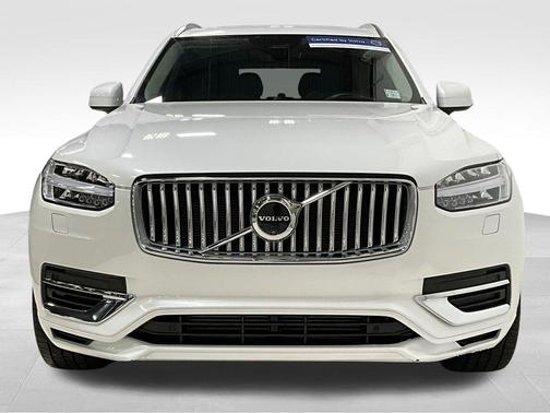 2024 Volvo XC90 Recharge Plug-In Hybrid T8 Ultimate Bright Theme 7-Seater