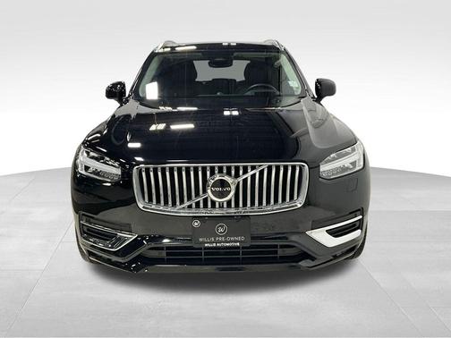 Onyx Black Metallic 2023 Volvo XC90 B6 Ultimate 7-Seater