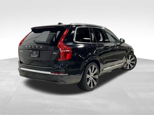 Onyx Black Metallic 2023 Volvo XC90 B6 Ultimate 7-Seater