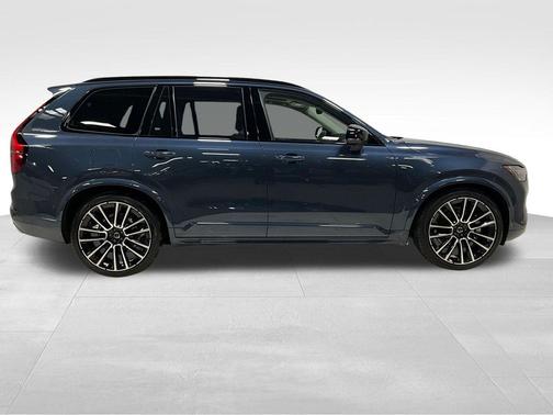 Denim Blue Metallic 2024 Volvo XC60 Recharge Plug-In Hybrid T8 Ultimate Dark Theme