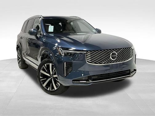 2026 Volvo XC90 B5 Core