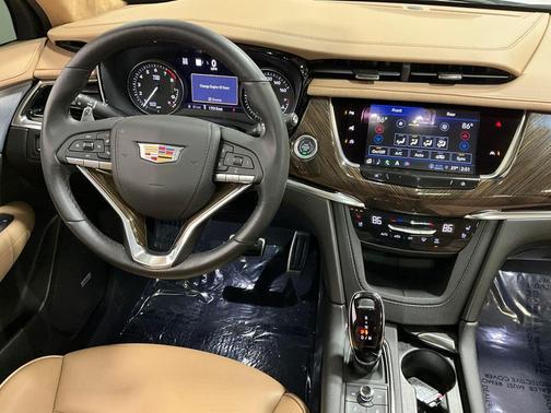 2024 Cadillac XT6 Sport AWD
