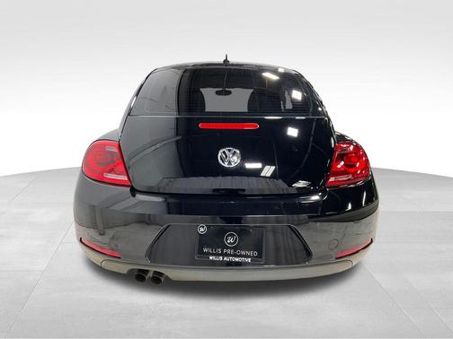 Black Uni 2014 Volkswagen Beetle 2.5L