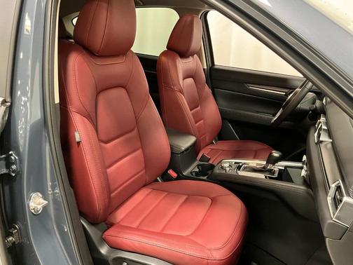2024 Mazda CX-5 Carbon Edition