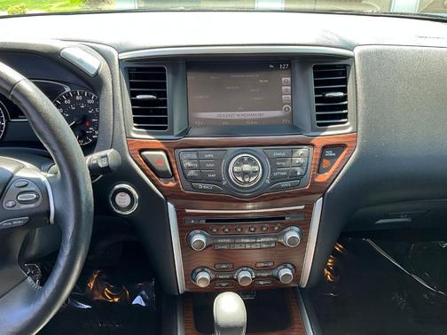 2019 Nissan Pathfinder Platinum
