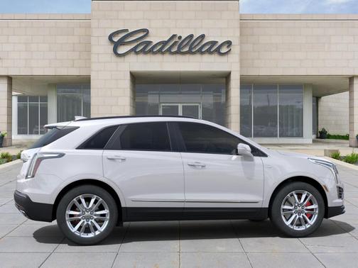 2025 Cadillac XT5 Sport