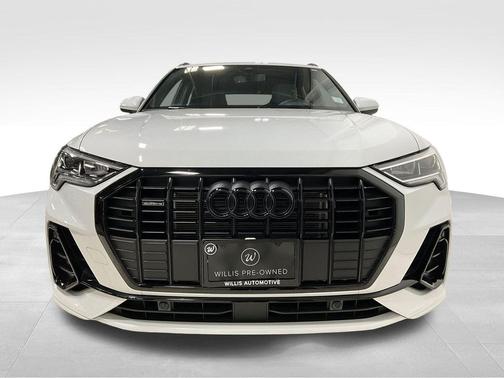 2024 Audi Q3 Premium 45 TFSI S line quattro Tiptronic