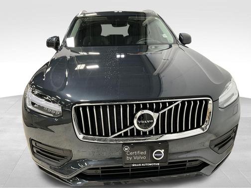 Savile Grey Metallic 2022 Volvo XC90 T6 Momentum
