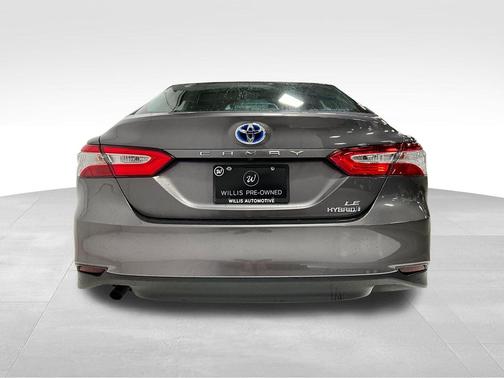 2018 Toyota Camry Hybrid LE