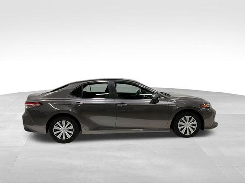 2018 Toyota Camry Hybrid LE
