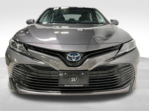 2018 Toyota Camry Hybrid LE