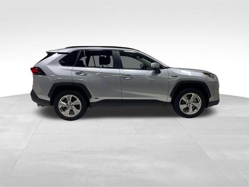 Silver Sky Metallic 2019 Toyota RAV4 Hybrid Limited