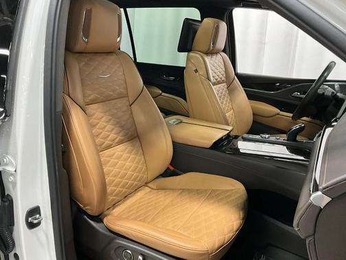 2021 Cadillac Escalade ESV Sport