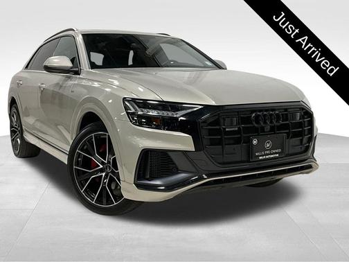 2023 Audi Q8 55 Premium Plus