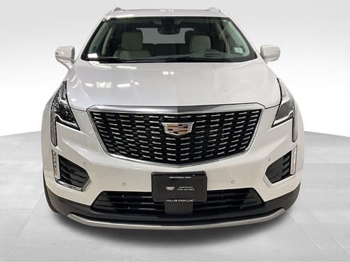Crystal White Tricoat 2023 Cadillac XT5 Premium Luxury