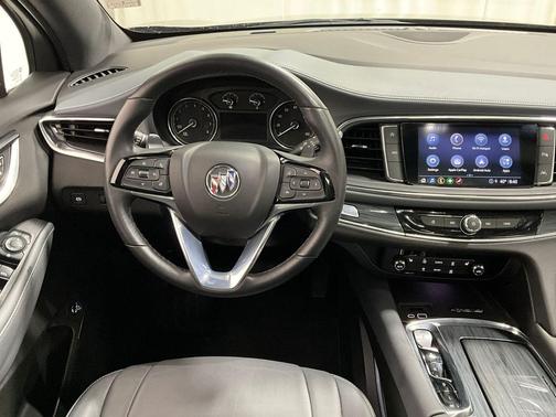 2024 Buick Enclave Essence AWD
