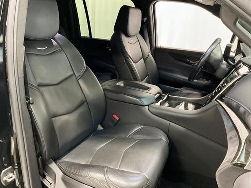2019 Cadillac Escalade ESV Platinum