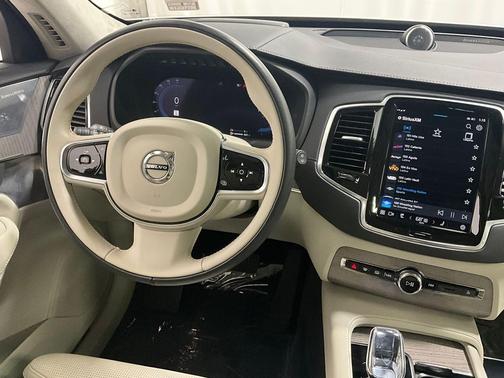 2024 Volvo XC90 Recharge Plug-In Hybrid T8 Ultimate 6-Seater