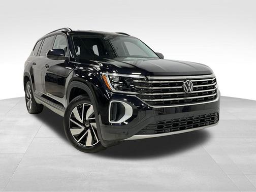Deep Black Pearl 2025 Volkswagen Atlas 2.0T SE w/Technology 4MOTION