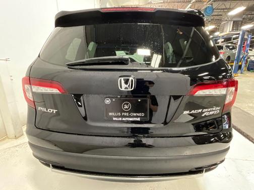2021 Honda Pilot Black Edition