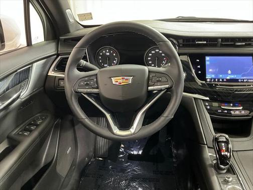 2024 Cadillac XT6 Premium Luxury AWD