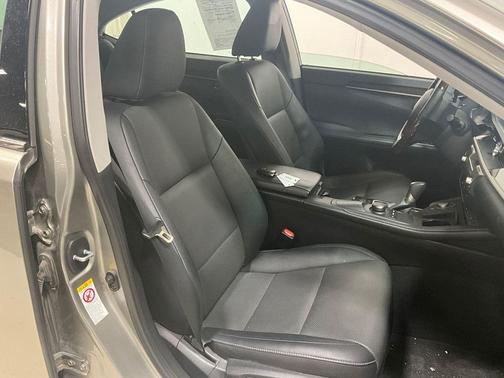 2018 Lexus ES 350 Base