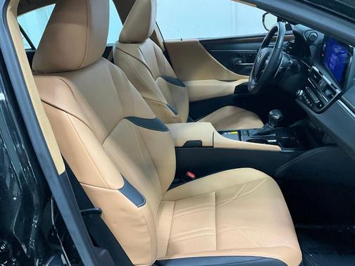 2024 Lexus ES 350 Luxury