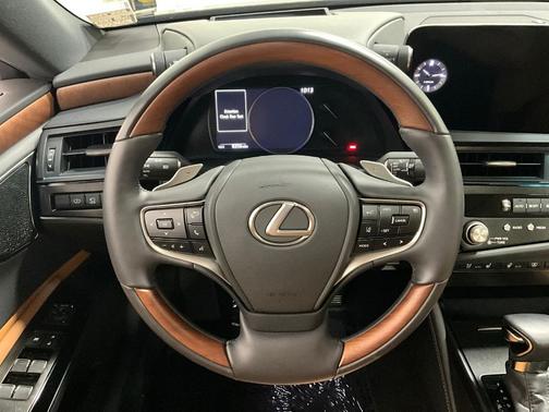 2024 Lexus ES 350 Luxury
