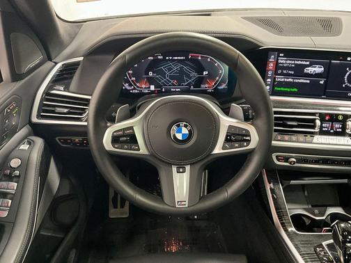Alpine White 2022 BMW X7 M50i