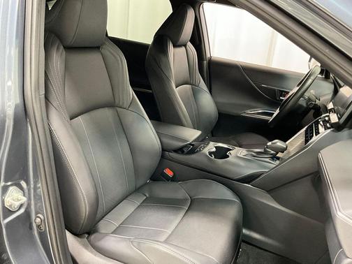 2022 Toyota Venza XLE