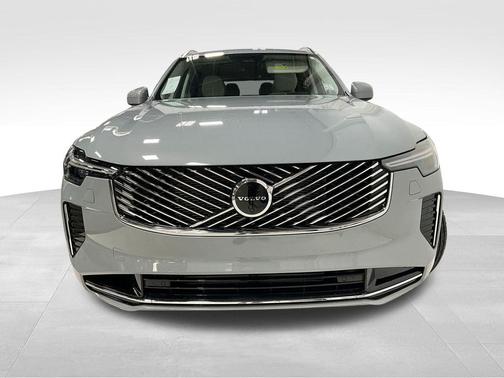 2026 Volvo XC90 Plug-In Hybrid T8 Ultra 7-Seater